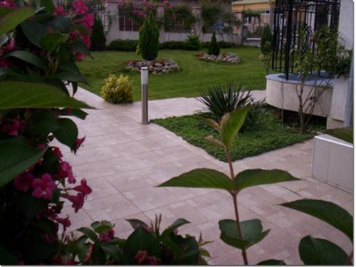 Albatros 2 Family Hotel Китен Экстерьер фото
