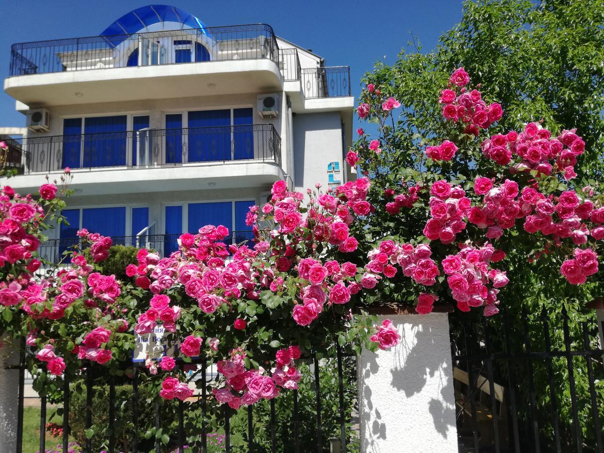 Albatros 2 Family Hotel Китен Экстерьер фото